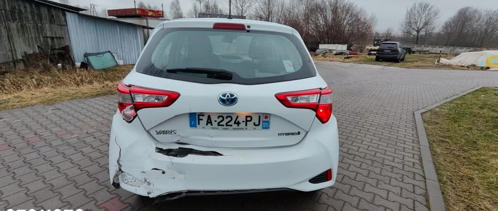 Toyota Yaris cena 28900 przebieg: 41000, rok produkcji 2018 z Warszawa małe 154